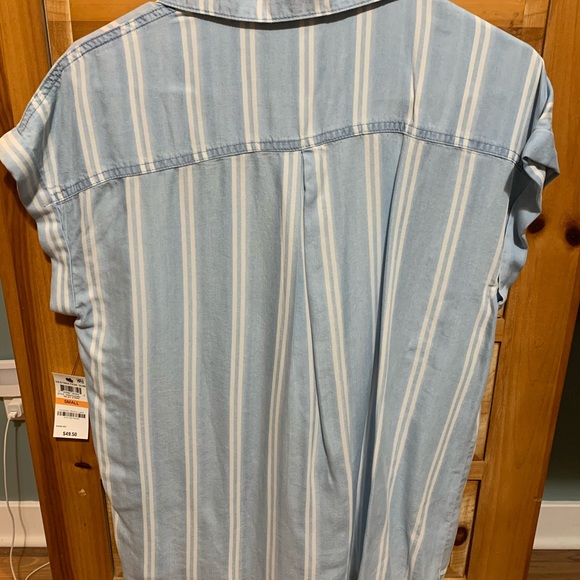 Shirt - Picture 3 of 3